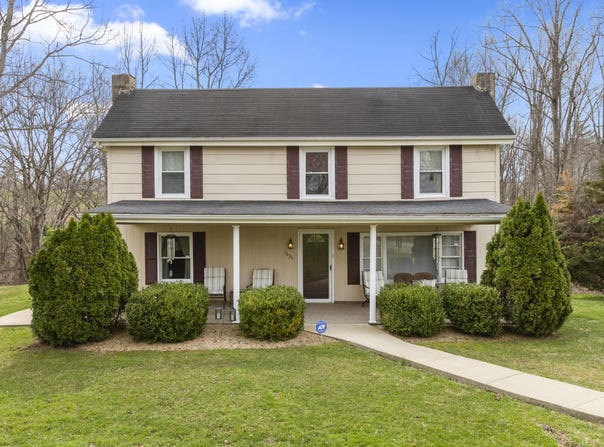 1635 KY-715, Pine Ridge, KY 41360
