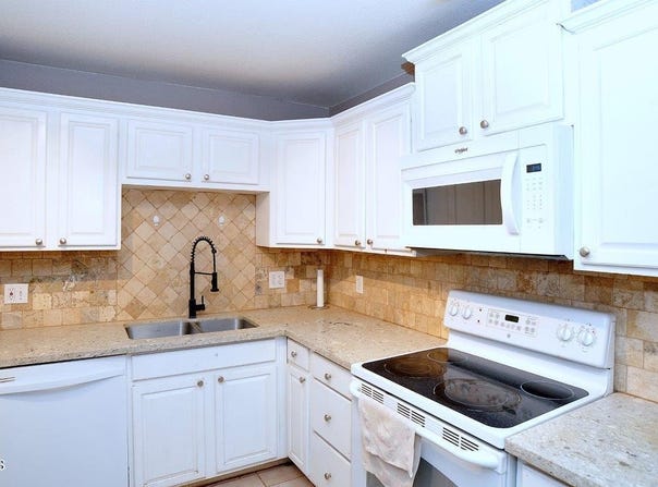 338 W ESSEX Road, Kearny, AZ 85137