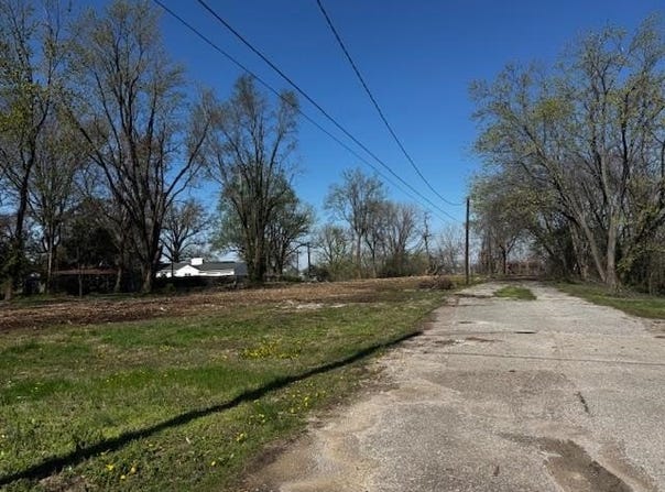104 Jackson St, Henderson, KY 42420