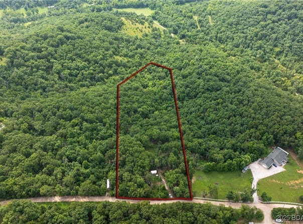 464 Valley Spring Road, Camdenton, MO 65020