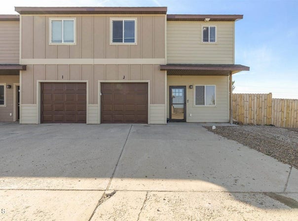 5803 Victoria Avenue, Williston, ND 58801