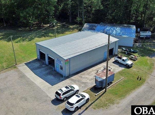 5574 Caratoke Highway, Poplar Branch, NC 27965