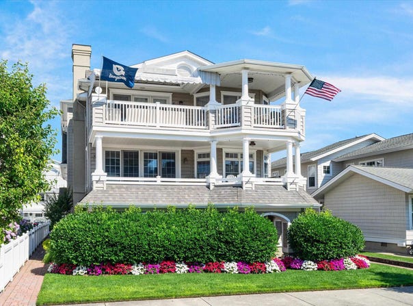2610 Wesley Ave, Ocean City, NJ 08226