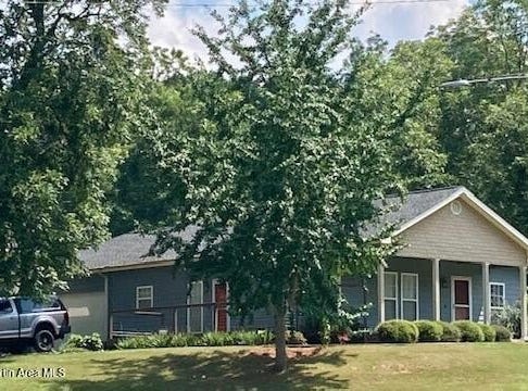 112 Spring St, Dadeville, AL 36853
