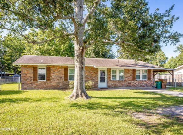 41 Linda Lane, Long Beach, MS 39560