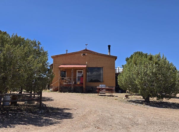 2795 W Poppy Road, Ash Fork, AZ 86320