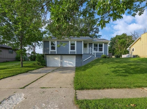 804 NE 104TH Terrace, Kansas City, MO 64155