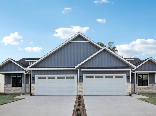 305 Willow Street, Pardeeville, WI 53954