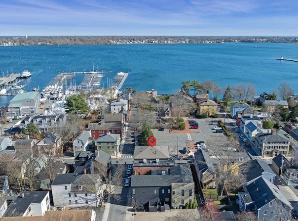 114 Derby St, Salem, MA 01970