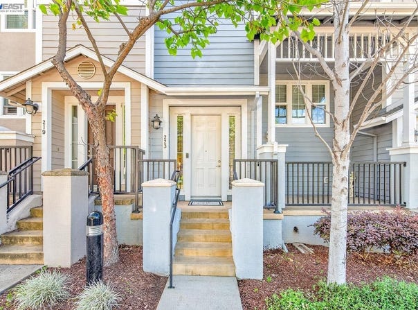223 Birch Creek Dr, Pleasanton, CA 94566