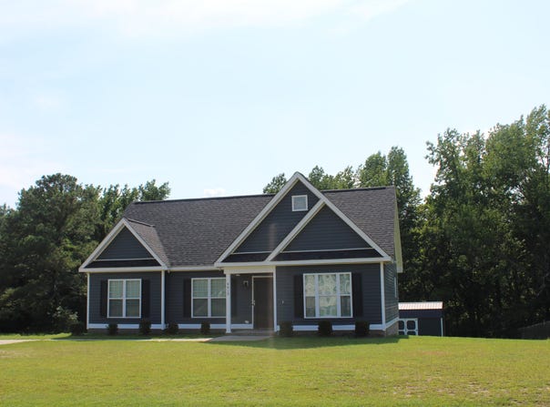 6619 Gabriels Way, Lucama, NC 27851