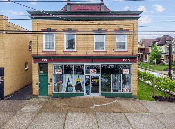 1935 Crafton Boulevard, Crafton, PA 15205