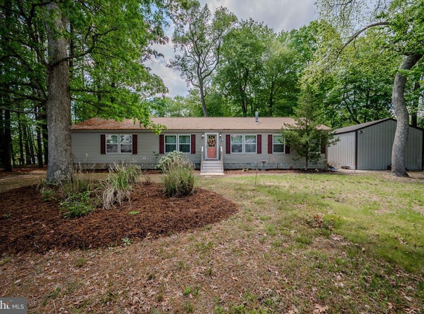 12 WOODS CIRCLE, OCEAN VIEW, DE 19970