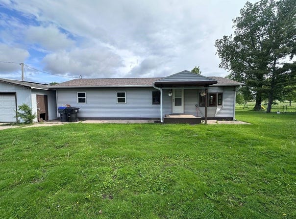 W9958 STATE RD 76, BEAR CREEK, WI 54922-9759