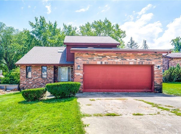 6688 Renwood Road, Independence, OH 44131