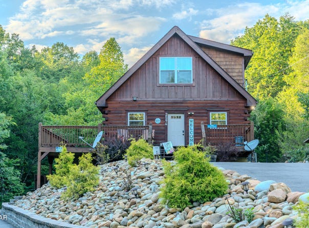 2594 Windfall Estates Drive Drive, Sevierville, TN 37876
