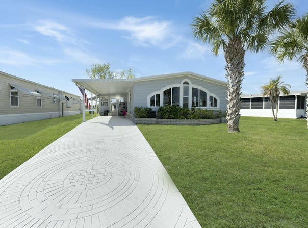 14285 Cancun Avenue, Fort Pierce, FL 34951