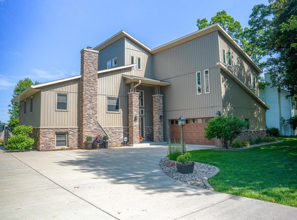 530 Winnebago Avenue, Portage, WI 53901