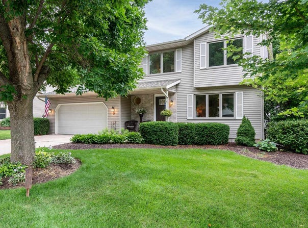 811 Devonshire Road, Stoughton, WI 53589