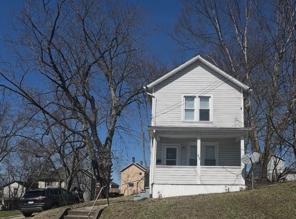 415 Meek Street, Sharon, PA 16146