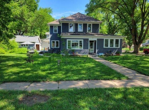 324 E Lewis St., Vermillion, SD 57069