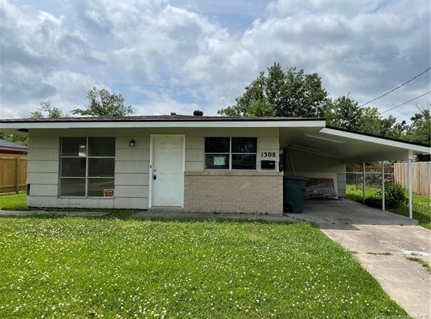 1308 Sage Drive, Lake Charles, LA 70607