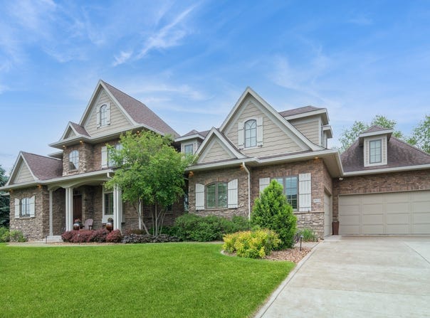 3123 162nd Street, Urbandale, IA 50323