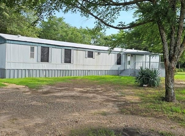389 County Road 2850, Honey Grove, TX 75446