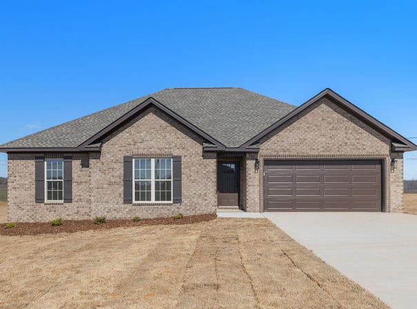 986 Co Rd 31, Killen, AL 35645