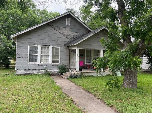 801 E Limestone Avenue, Mart, TX 76664