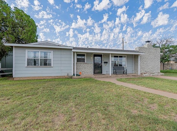 4109 Pleasant Dr, Midland, TX 79703