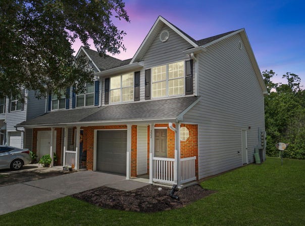 222 Swaying Pine Court, Crestview, FL 32539