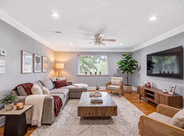 611 Andrea Lane, Hanahan, SC 29410