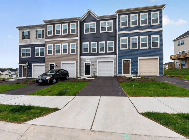 109 GELDING Way, STEPHENSON, VA 22656