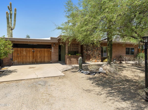 6014 E SURREY Drive, Cave Creek, AZ 85331