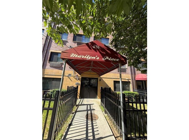 674 E 232nd Street, Bronx, NY 10466
