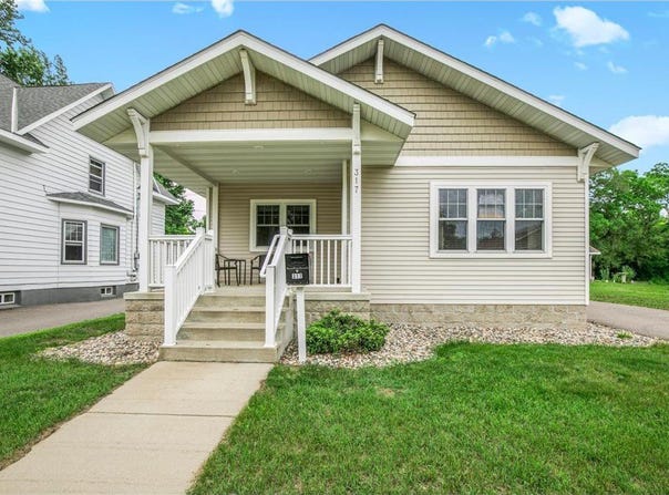 317 14th Avenue N, Saint Cloud, MN 56303