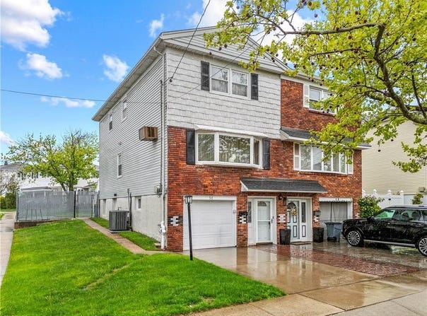56 E Broadway, Staten Island, NY 10306