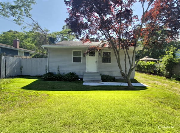 28 Mill Drive, Mastic Beach, NY 11951