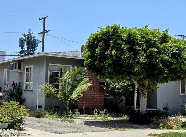 16144 GILMORE Street, Van Nuys, CA 91406
