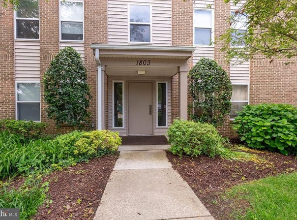 1803 SNOW MEADOW LN #301, BALTIMORE, MD 21209