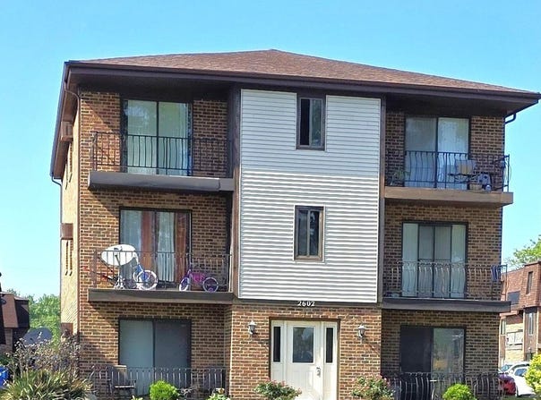 2602 E State Street, Burnham, IL 60633