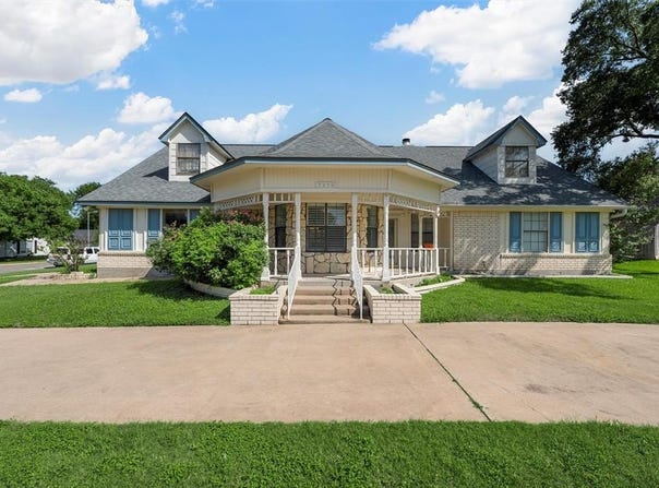 3230 Village Park Drive, Waco, TX 76708