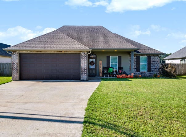 406 FLEUR DE LIS ROAD, Sterlington, LA 71280