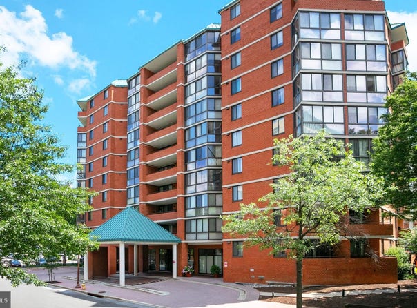 1001 N RANDOLPH STREET, ARLINGTON, VA 22201