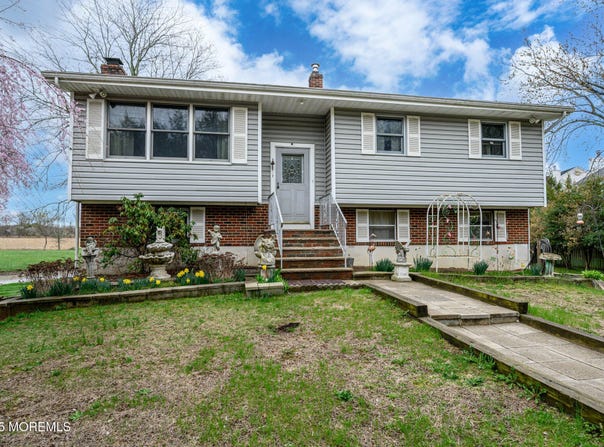 213 Tennent Road, Morganville, NJ 07751