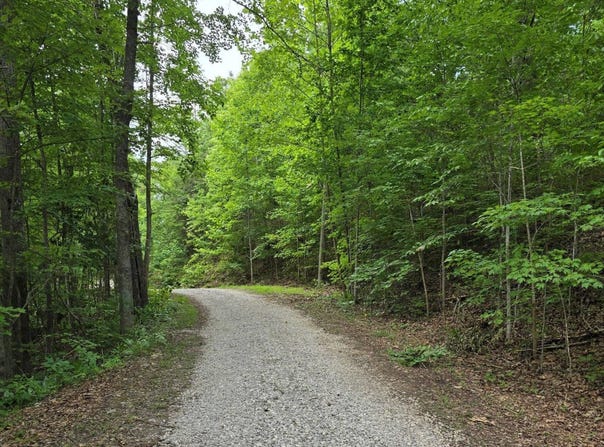 1737A High Rock Road, Stanton, KY 40380