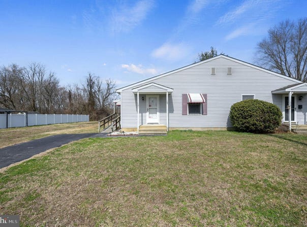 121 LOWBER Street, FREDERICA, DE 19946