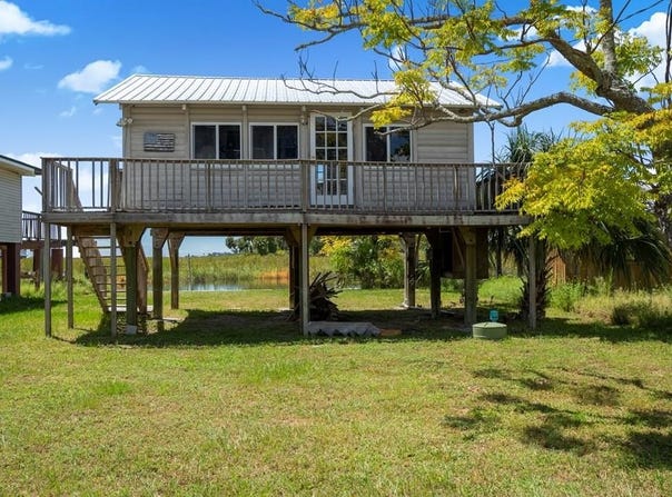 314 SE 205th St, Suwannee, FL 32693