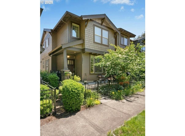 15971 NW HILDAGO LN, Portland, OR 97229